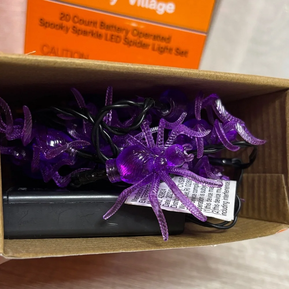 Spooky Village LED Spider Light Set